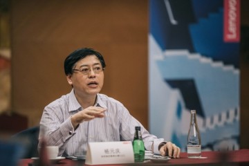 杨元庆谈疫情影响本年仍有许多不确认性全球化趋势是确认的